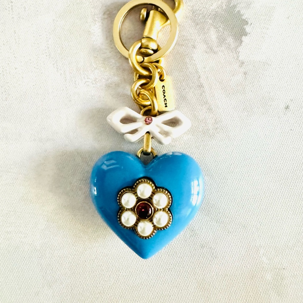 Coach Blue Heart, Faux Pearl Flower, Resin Keychain with White Bow - Authentic